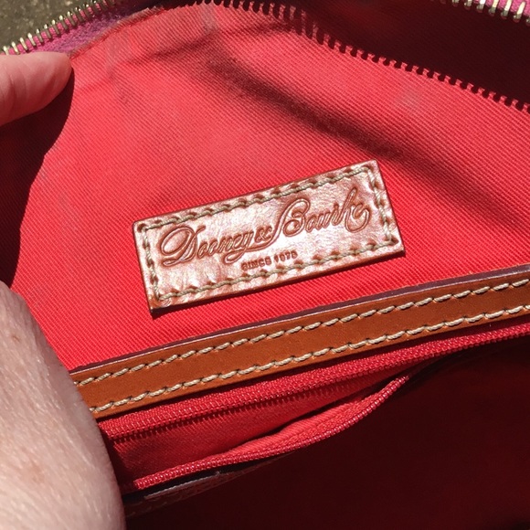 Dooney & Bourke - Picture 3 of 4